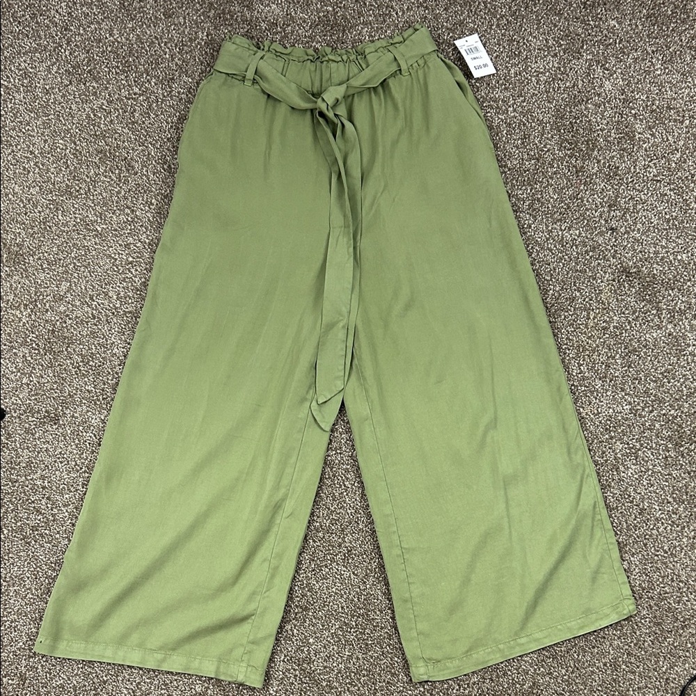 Green Wide-Leg Pants with Tie Waist NWT